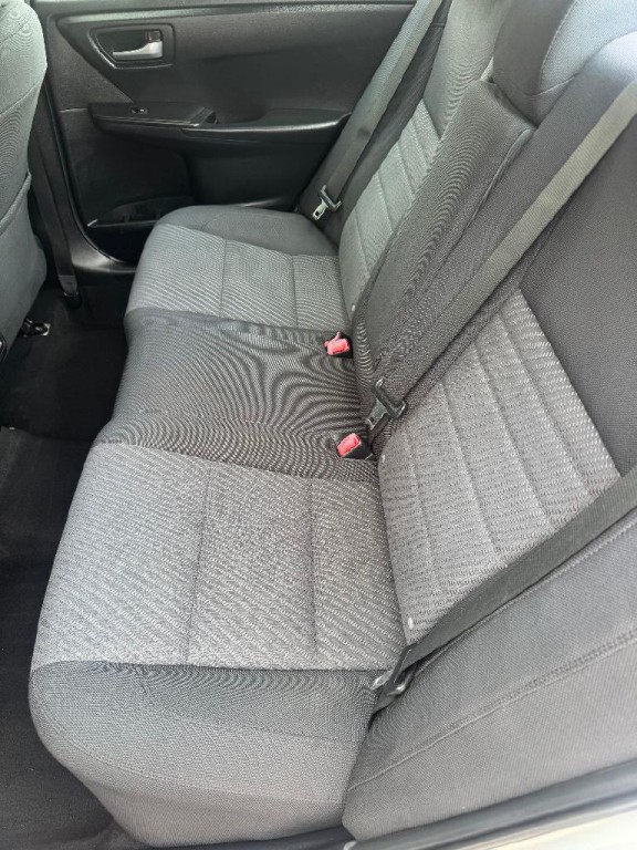2015 Toyota Camry Image 29
