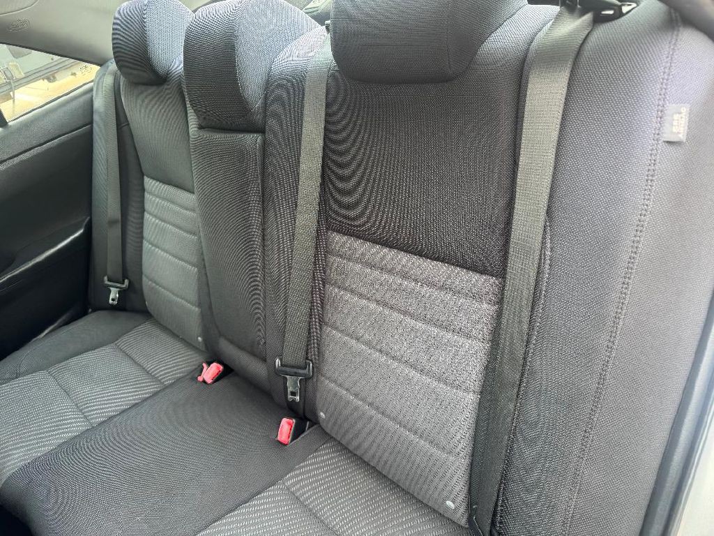 2015 Toyota Camry Image 31