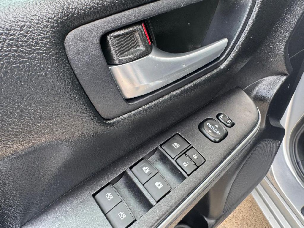 2015 Toyota Camry Image 38