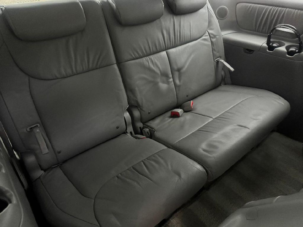2008 Toyota Sienna Image 24