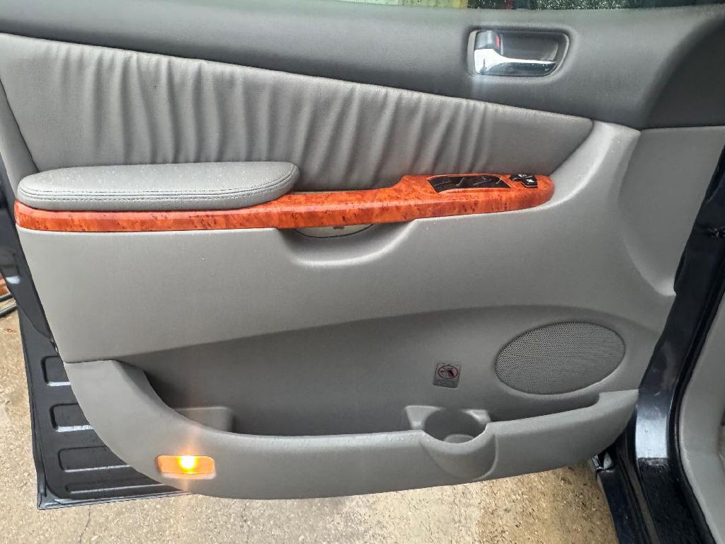 2008 Toyota Sienna Image 33