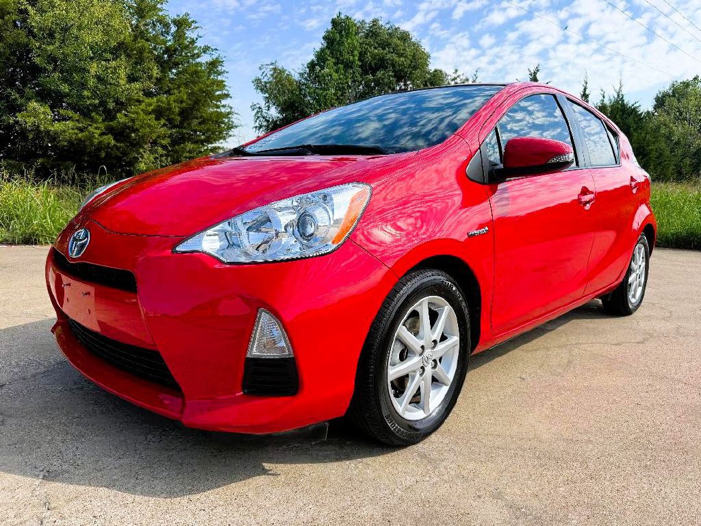 2012 Toyota Prius Image 9