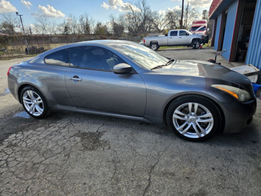 2010 INFINITI G37 Image 25