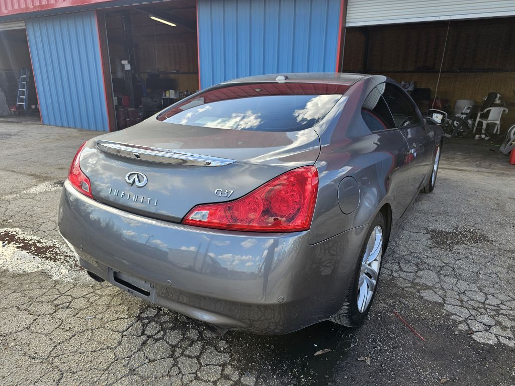 2010 INFINITI G37 Image 26