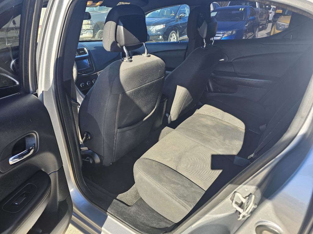 2013 Dodge Avenger Image 15