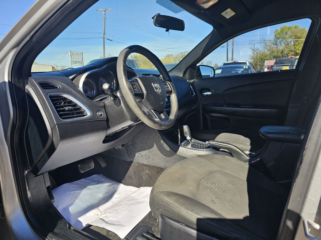 2013 Dodge Avenger Image 16