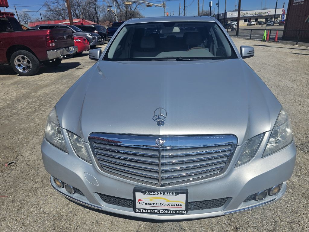 2011 Mercedes-Benz E-Class Image 4