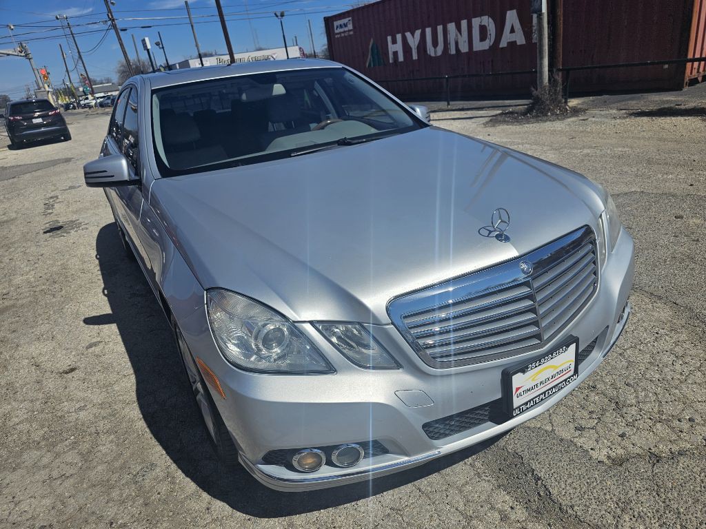 2011 Mercedes-Benz E-Class Image 6