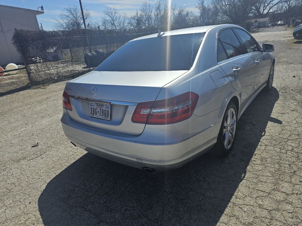 2011 Mercedes-Benz E-Class Image 7