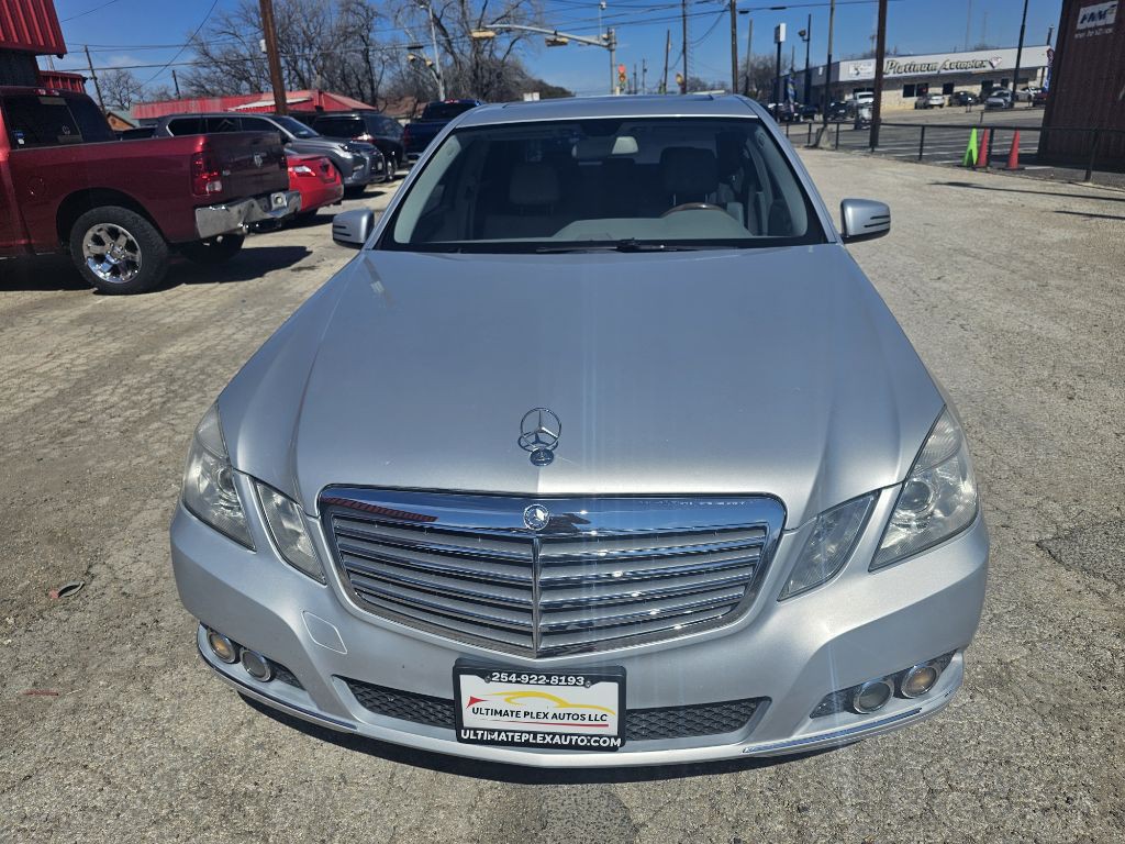 2011 Mercedes-Benz E-Class Image 1