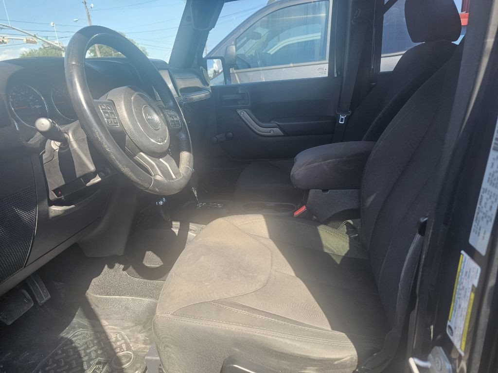 2015 Jeep Wrangler Unlimited Image 12