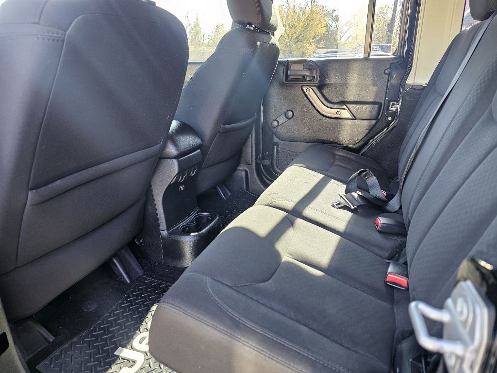 2015 Jeep Wrangler Unlimited Image 26