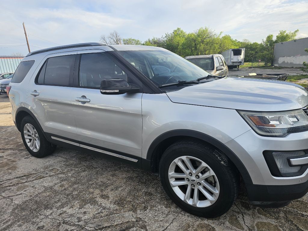 2016 Ford Explorer Image 5