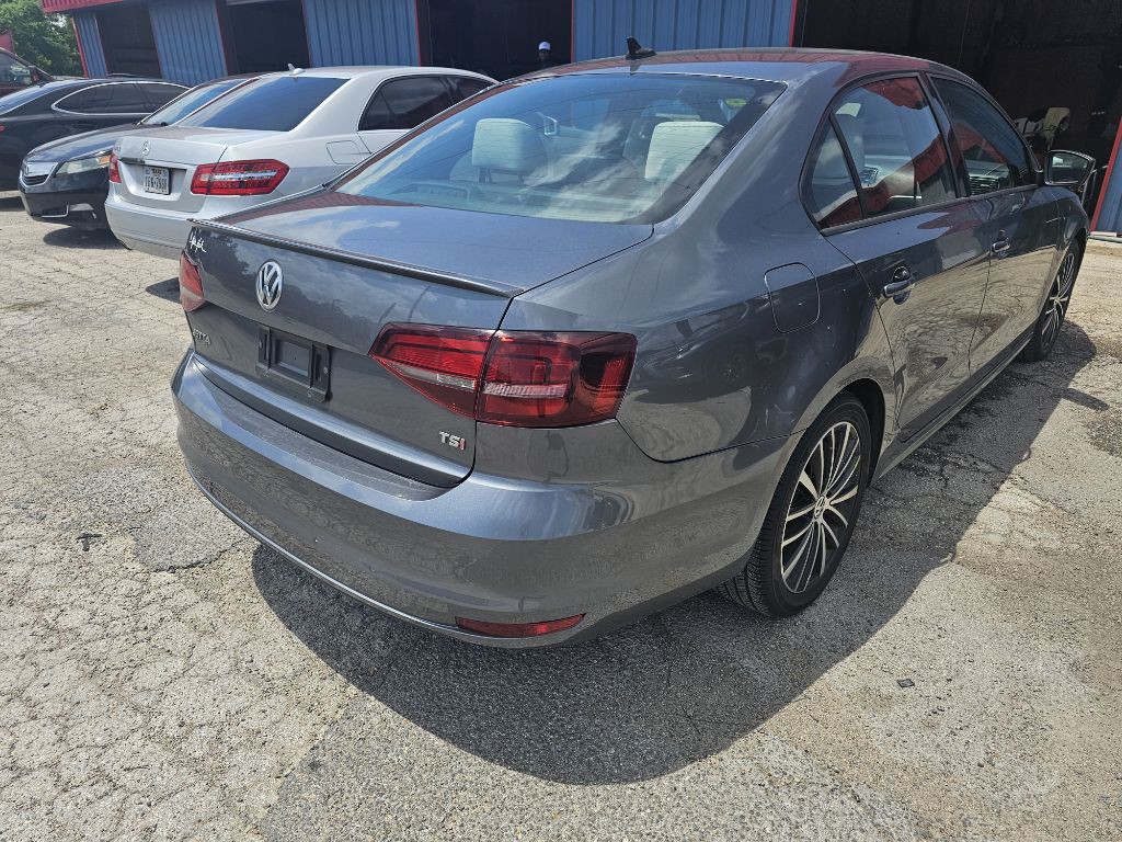 2016 Volkswagen Jetta Image 3