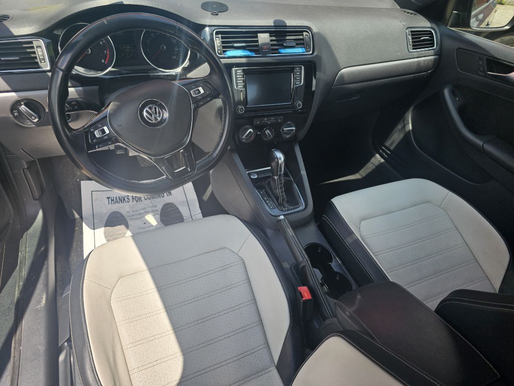 2016 Volkswagen Jetta Image 11