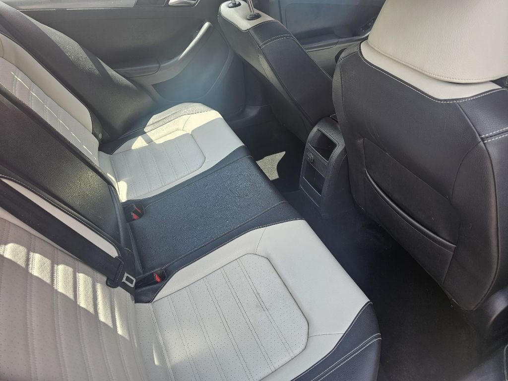 2016 Volkswagen Jetta Image 14