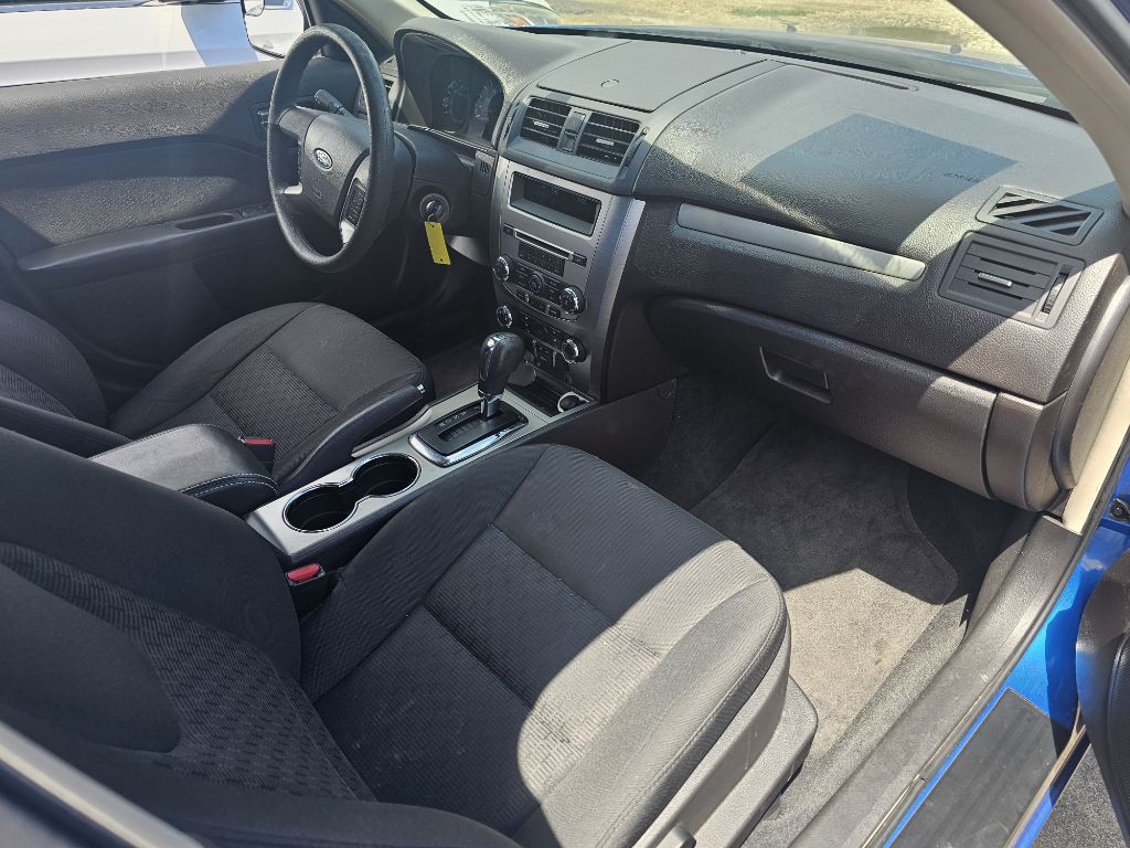 2011 Ford Fusion Image 13