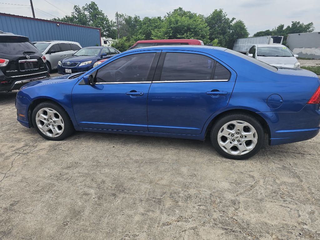 2011 Ford Fusion Image 4