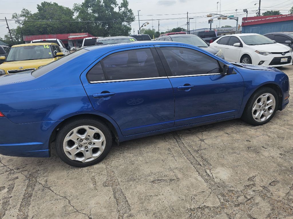 2011 Ford Fusion Image 6