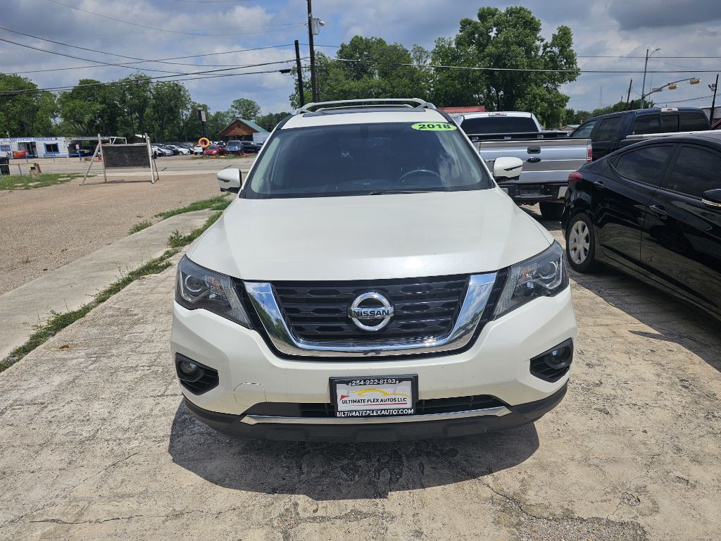 2018 Nissan Pathfinder Image 1