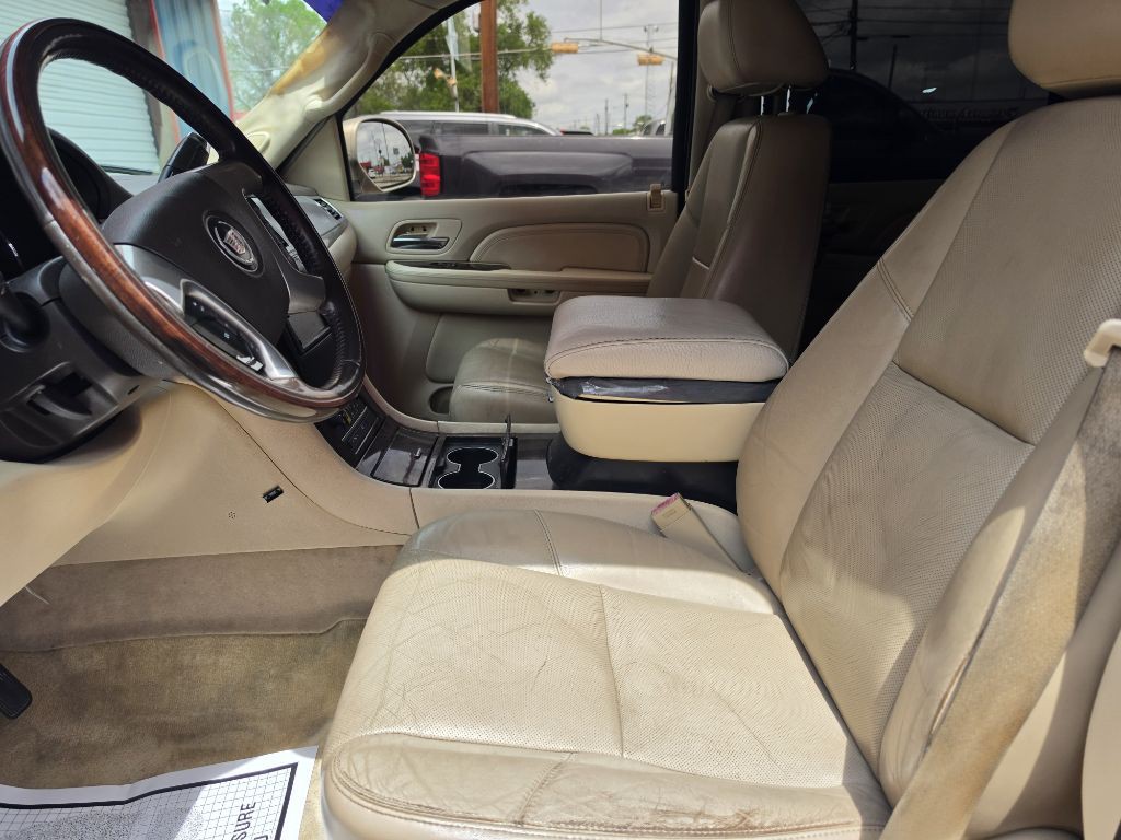 2007 Cadillac Escalade Image 7