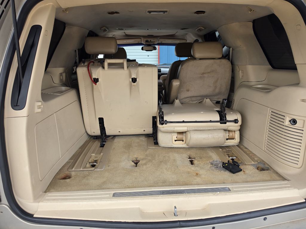 2007 Cadillac Escalade Image 15