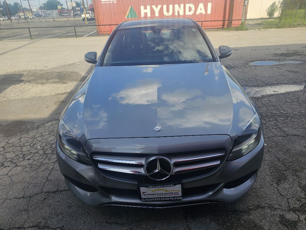2015 Mercedes-Benz C-Class Image 2