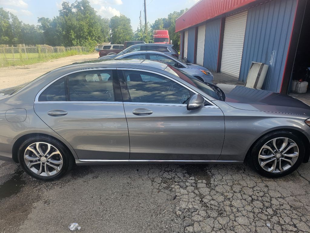 2015 Mercedes-Benz C-Class Image 7