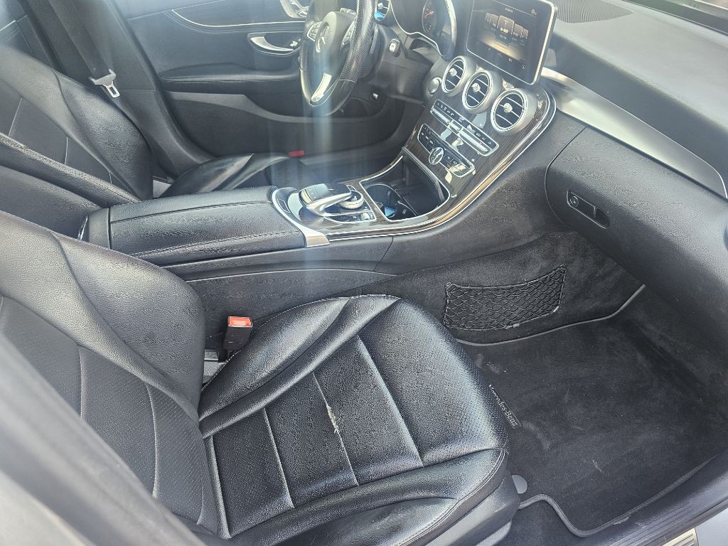 2015 Mercedes-Benz C-Class Image 10