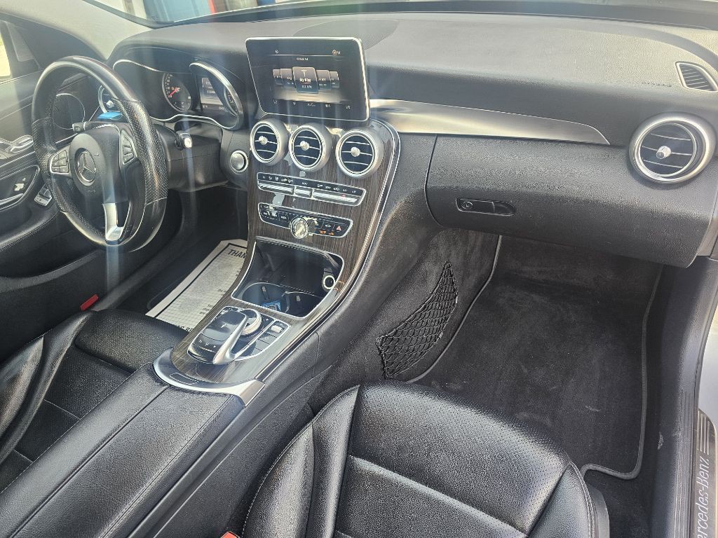 2015 Mercedes-Benz C-Class Image 11