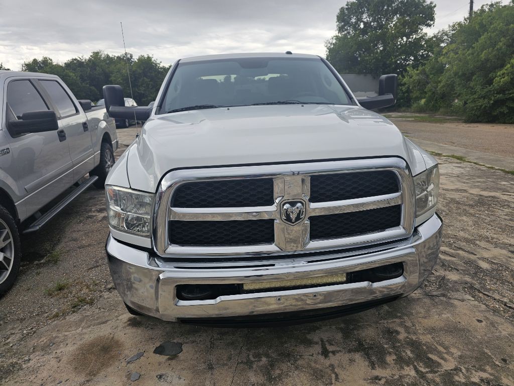 2015 RAM 2500 Image 2