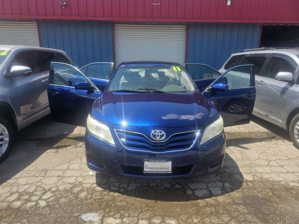 2011 Toyota Camry Image 14