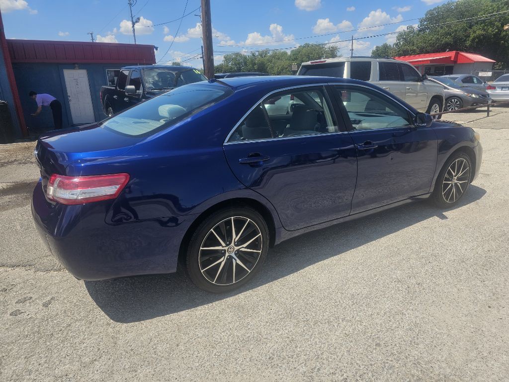 2011 Toyota Camry Image 5