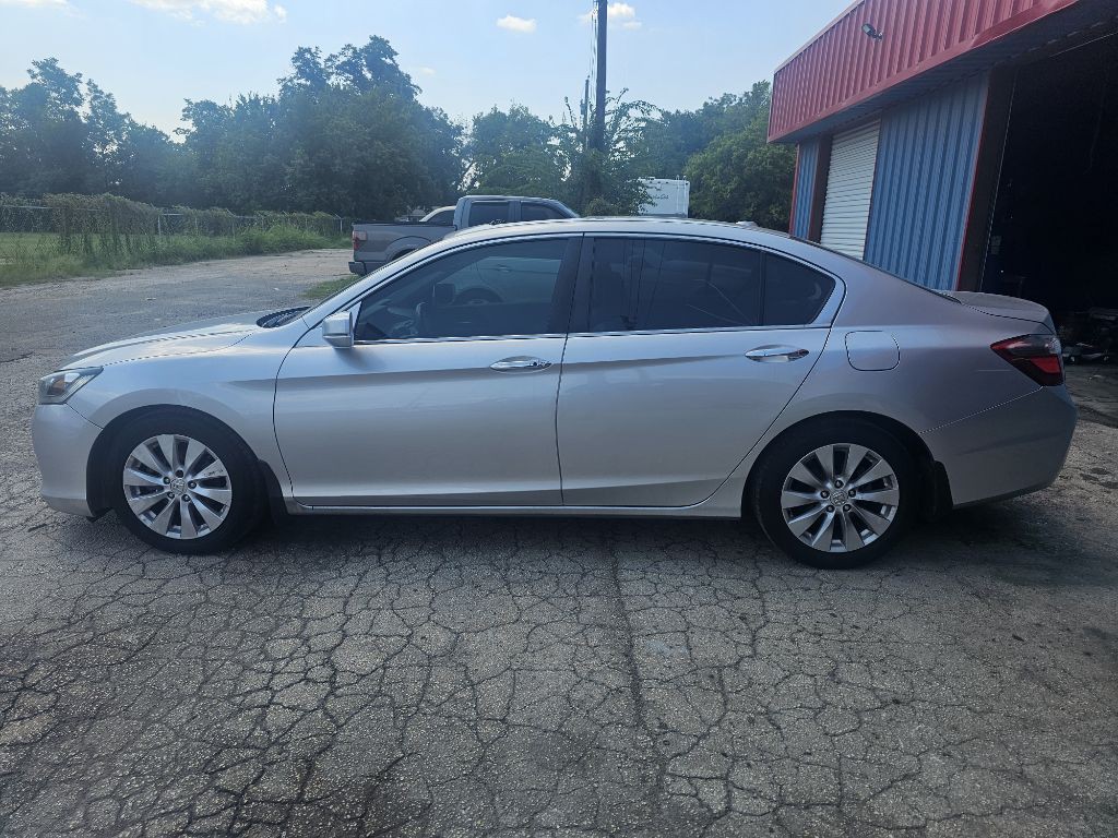 2013 Honda Accord Image 3