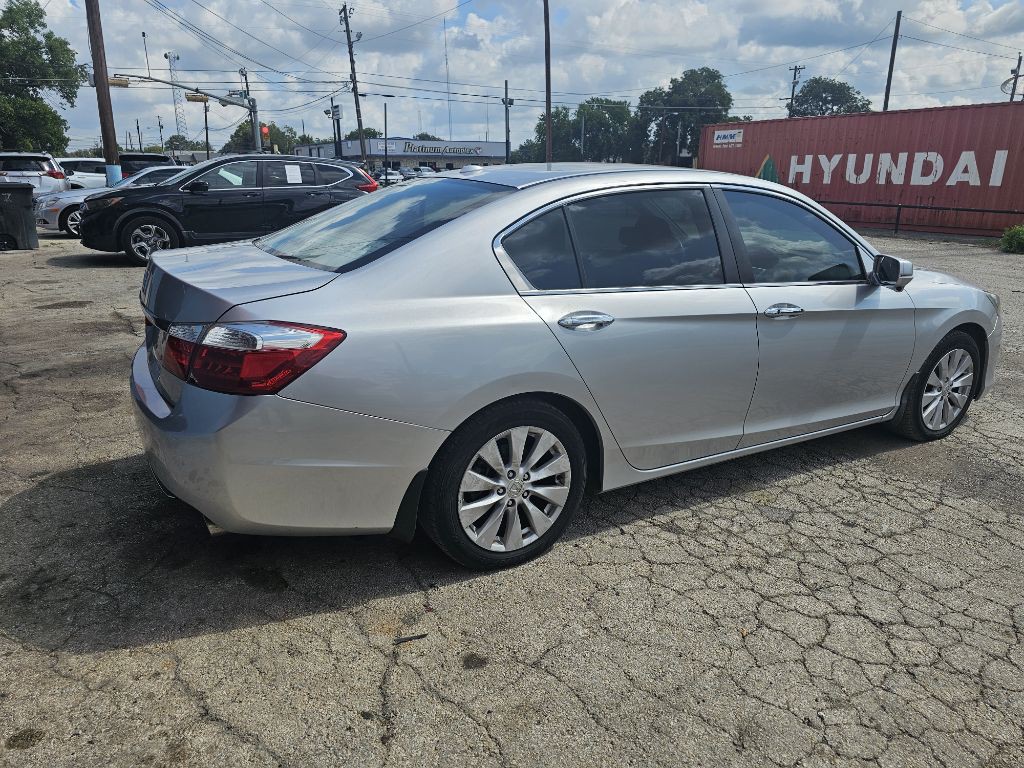 2013 Honda Accord Image 16