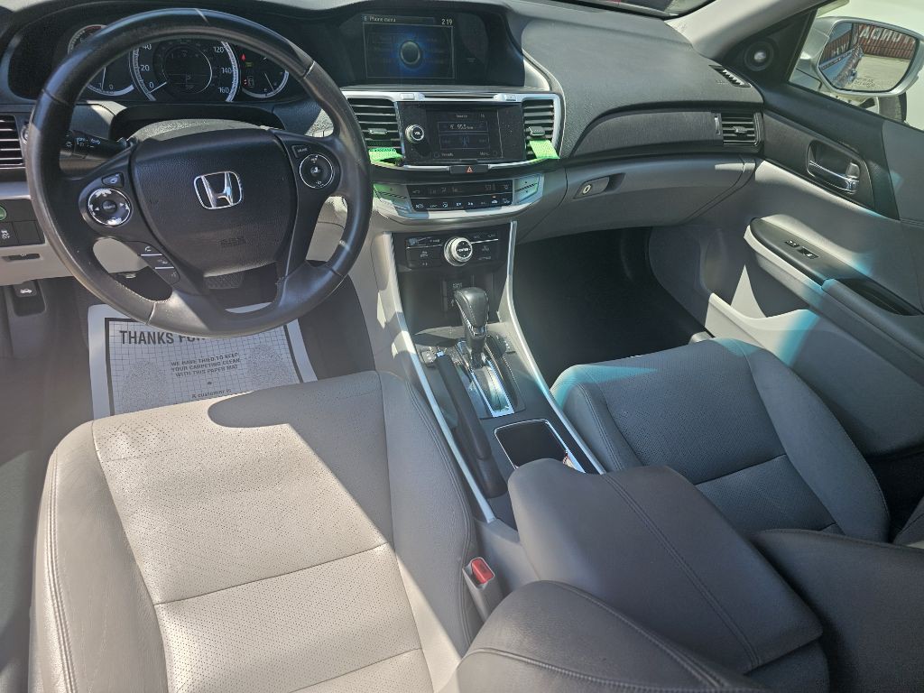 2013 Honda Accord Image 23