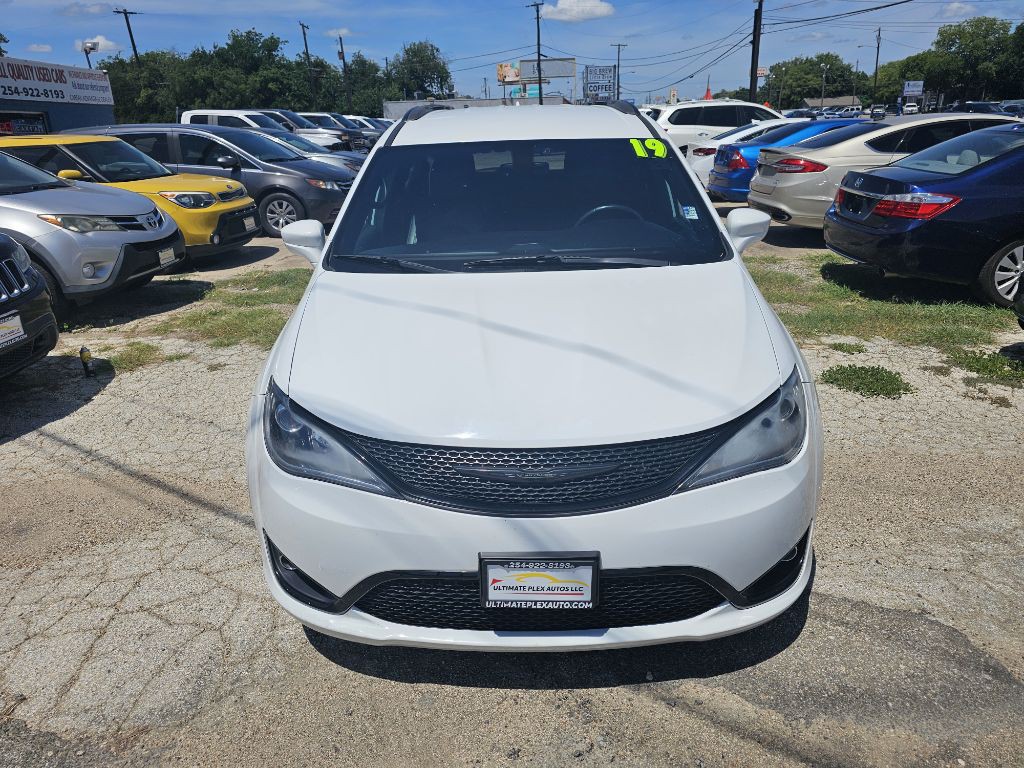 2019 Chrysler Pacifica Image 5