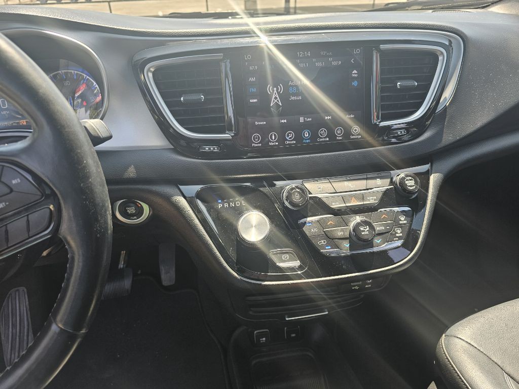 2019 Chrysler Pacifica Image 14
