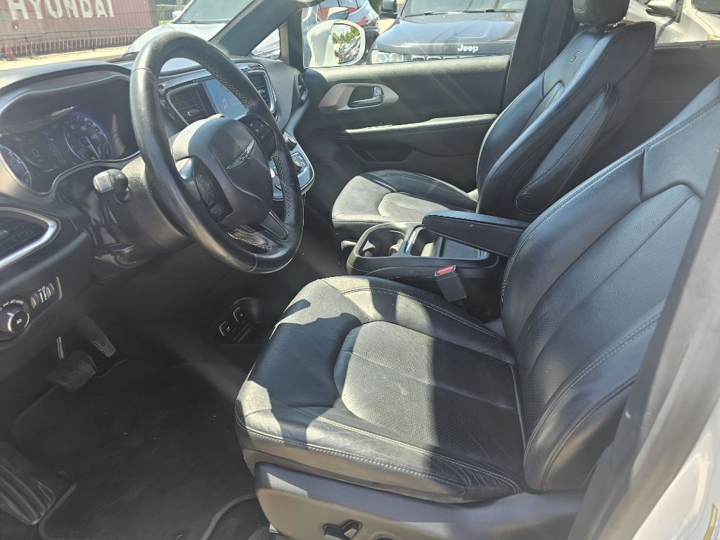2019 Chrysler Pacifica Image 23