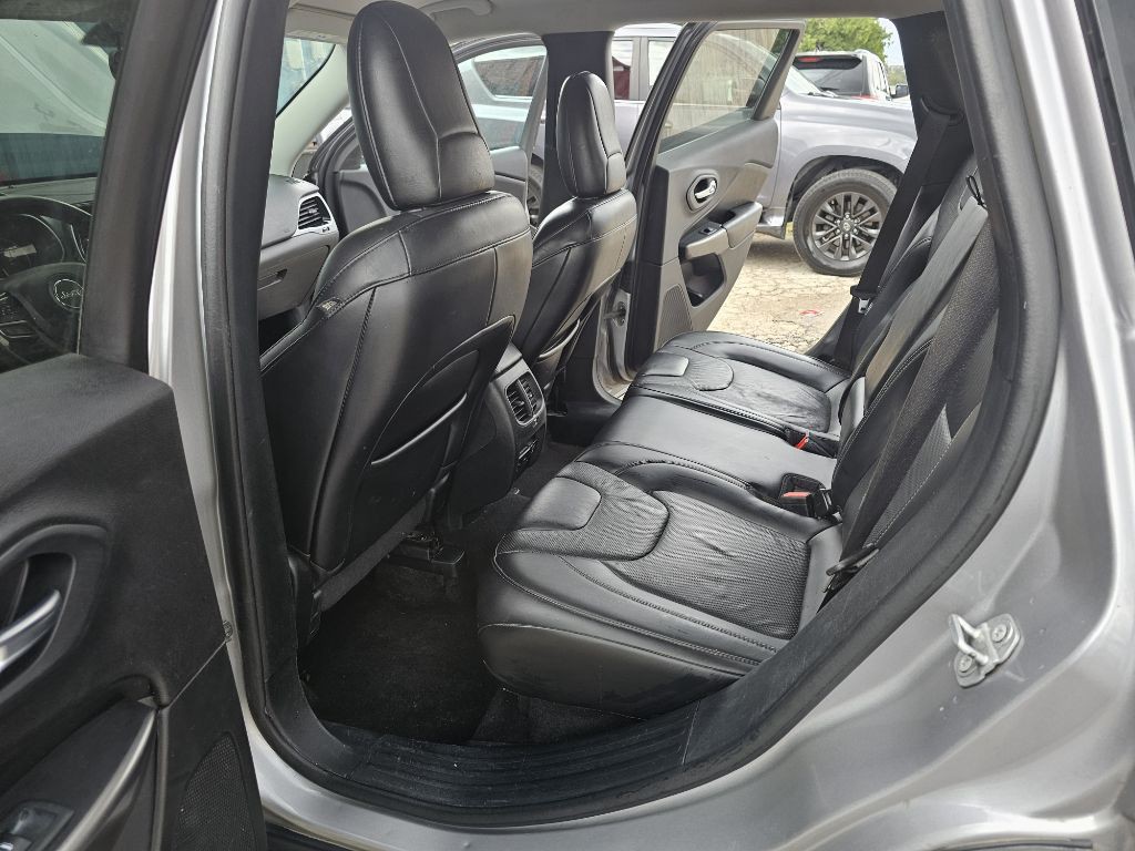 2020 Jeep Cherokee Image 20