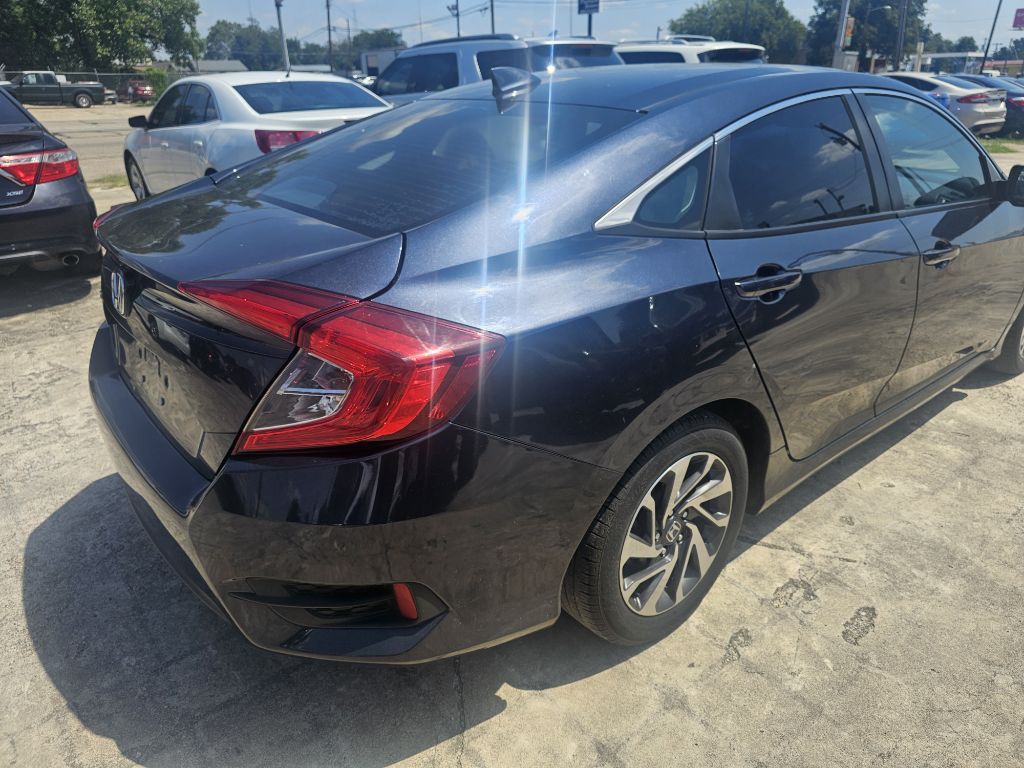 2017 Honda Civic Image 9