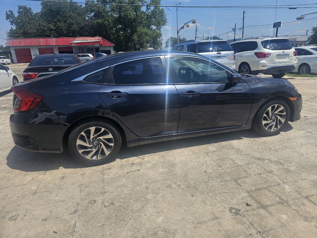 2017 Honda Civic Image 11