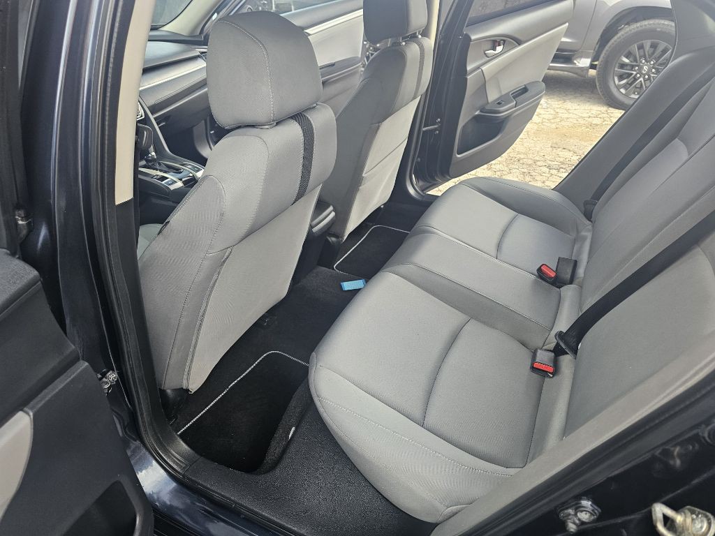 2017 Honda Civic Image 12