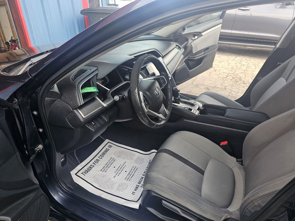 2017 Honda Civic Image 16