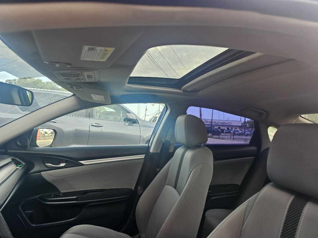 2017 Honda Civic Image 22
