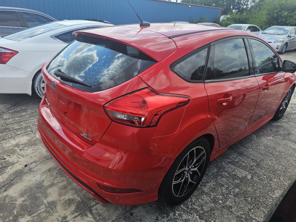 2015 Ford Focus Image 6