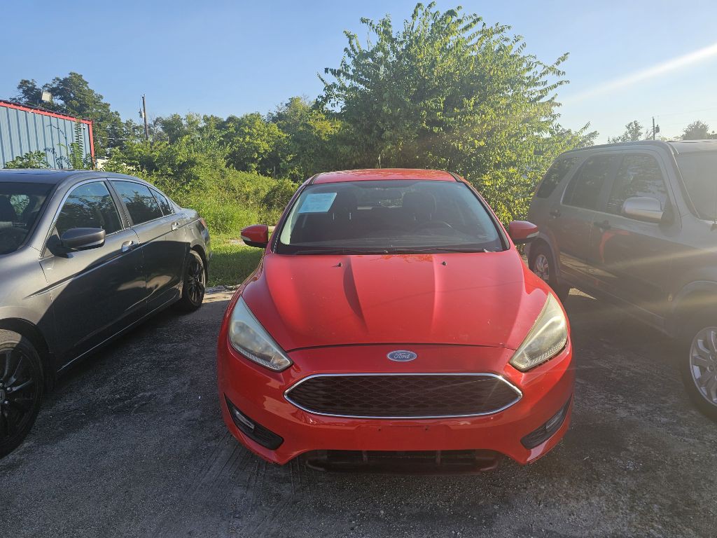 2015 Ford Focus Image 1