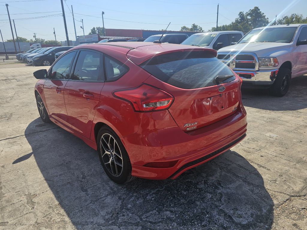 2015 Ford Focus Image 20