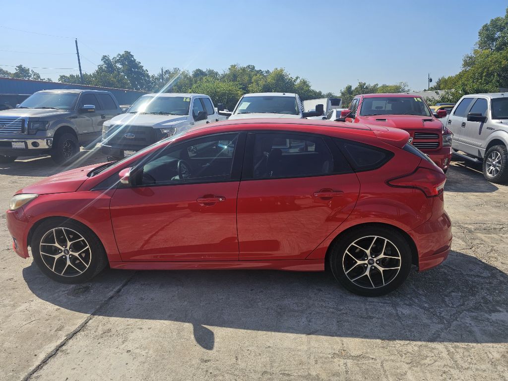 2015 Ford Focus Image 21