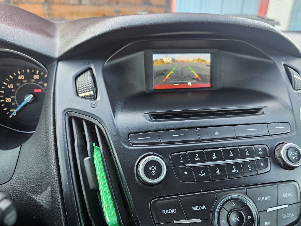 2015 Ford Focus Image 28